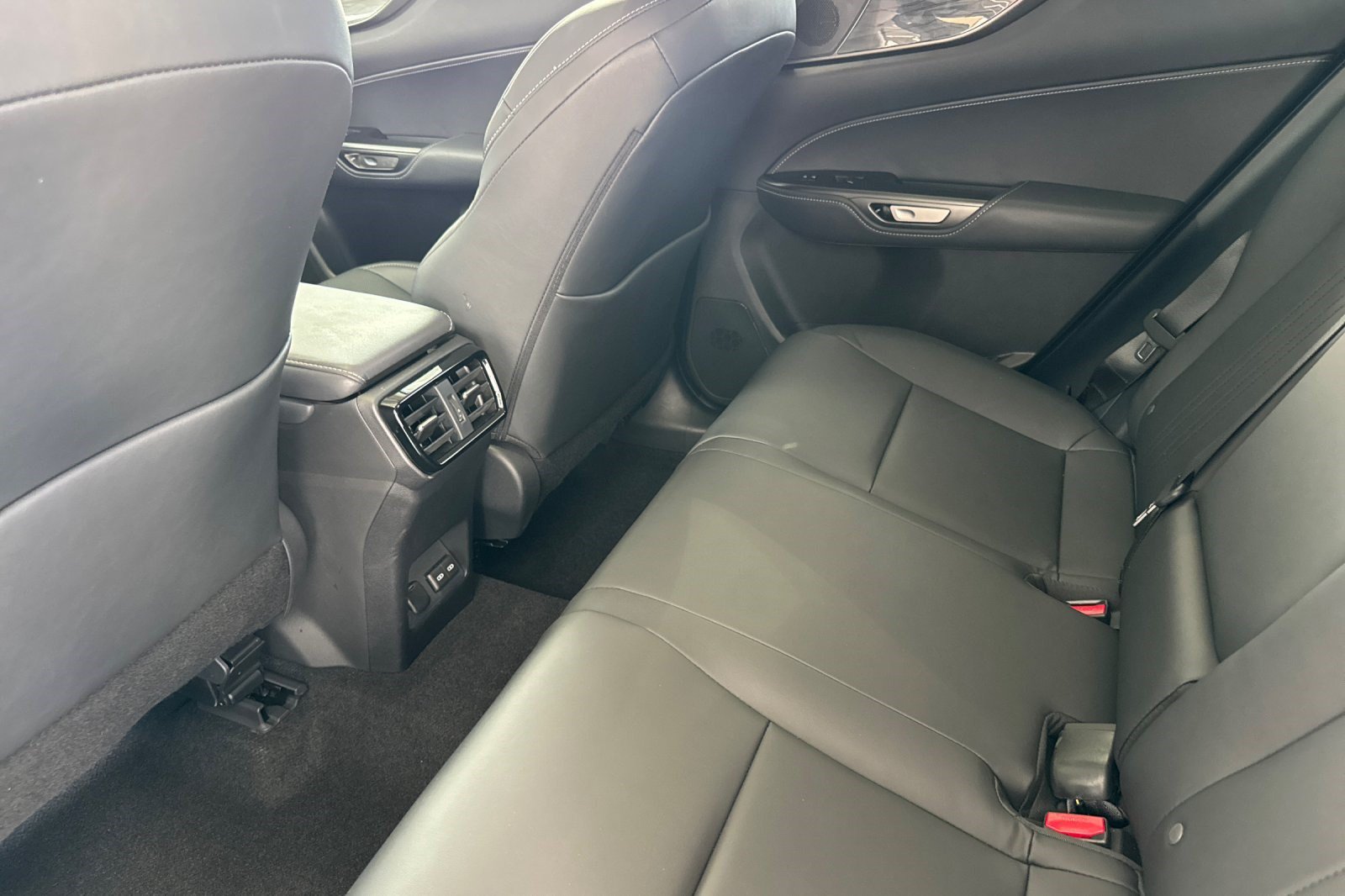 Used 2026 Lexus NX 350h AWD w/ Accessory Package (2T) image 15