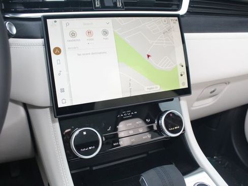 New 2026 Jaguar F-PACE R-Dynamic S image 16