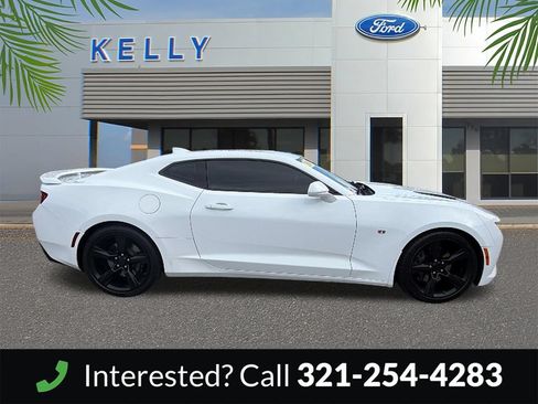 Used 2016 Chevrolet Camaro SS RWD image 6