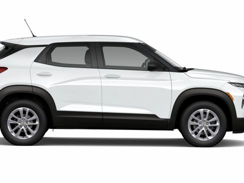 New 2026 Chevrolet TrailBlazer LS FWD image 17