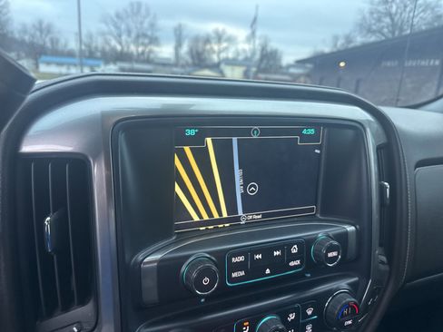 Used 2019 Chevrolet Silverado 3500 LTZ image 29