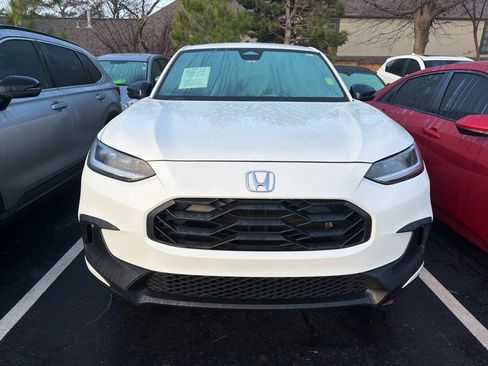 Used 2024 Honda HR-V Sport image 2