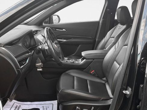 Used 2019 Cadillac XT4 Sport w/ Cold Weather Package AWD/4WD image 12