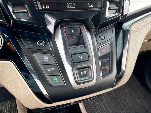 Used 2024 Honda Odyssey Touring image 32