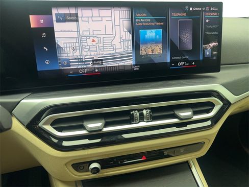 Used 2023 BMW 330i Sedan w/ Driving Assistance Package image 61