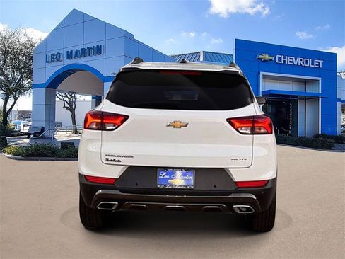 Used 2022 Chevrolet TrailBlazer ACTIV w/ Sun and Liftgate Package image 6