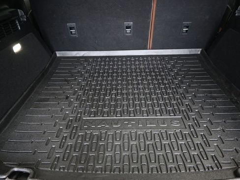 Used 2022 Lincoln Nautilus Reserve w/ Cargo Utility Package image 20