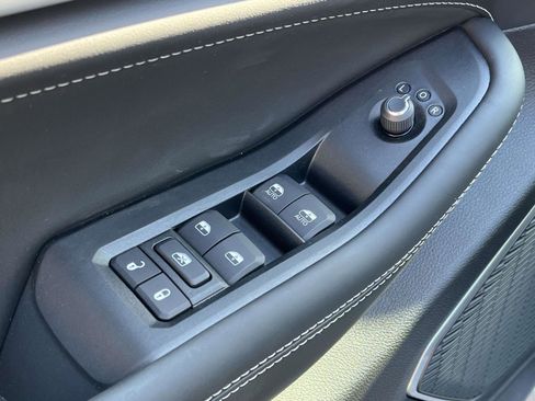 New 2026 Jeep Grand Cherokee Limited Reserve AWD/4WD image 8
