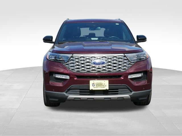 Used 2022 Ford Explorer Platinum w/ Equipment Group 601A AWD/4WD image 2