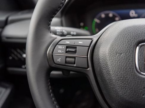 Used 2024 Honda Accord Sport image 18
