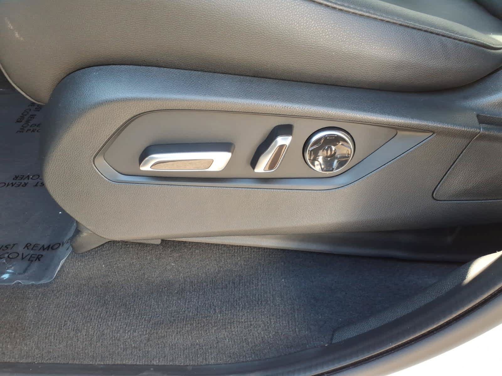 Used 2025 Acura MDX SH-AWD image 16