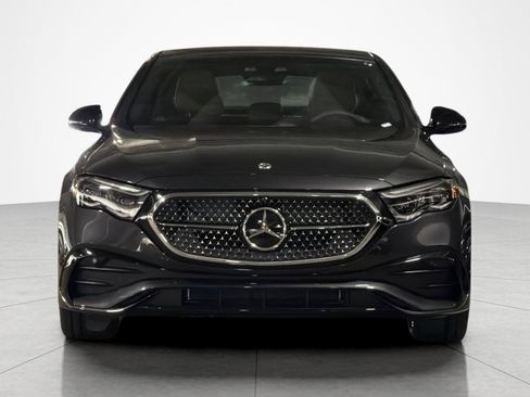 New 2026 Mercedes-Benz E 450 4MATIC Sedan image 8