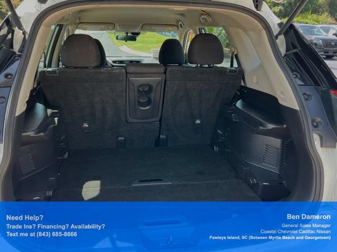 Used 2019 Nissan Rogue S FWD image 16