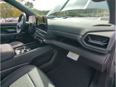 New 2026 Chevrolet Silverado EV LT w/ Premium Package AWD/4WD image 29