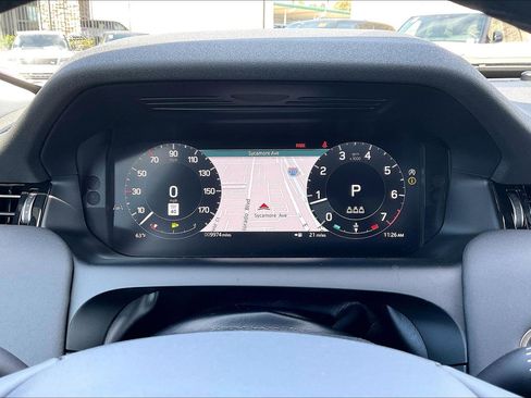 Used 2025 Land Rover Discovery Sport S image 24