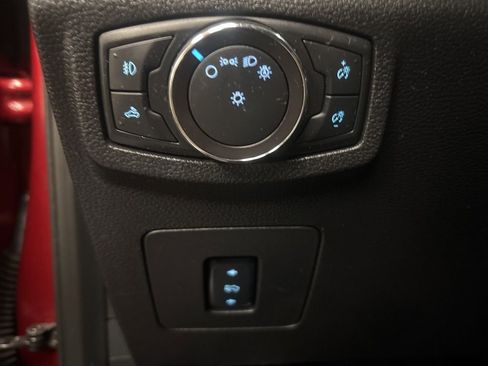 Used 2016 Ford F150 XLT w/ Equipment Group 302A Luxury AWD/4WD image 17