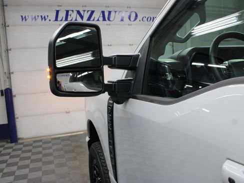 Used 2025 Ford F350 Lariat w/ Black Appearance Package image 79