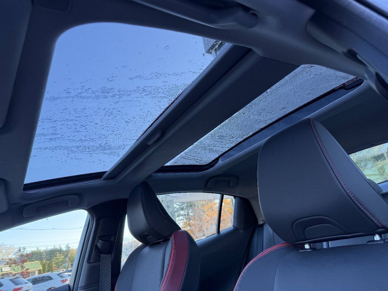 Used 2024 Toyota Prius Prime FWD image 19