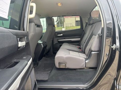 Used 2021 Toyota Tundra SR5 w/ SR5 Upgrade Package image 17