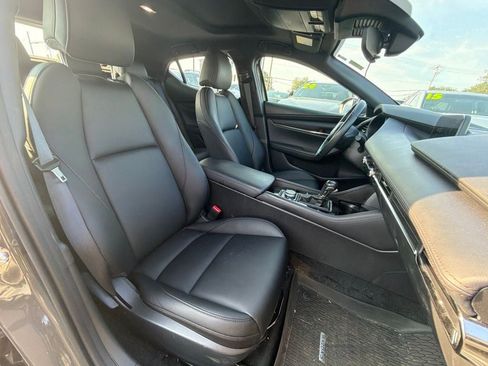 Used 2024 MAZDA MAZDA3 s FWD image 22