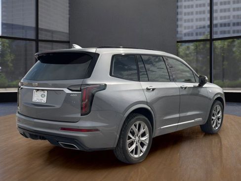 Used 2020 Cadillac XT6 Sport w/ Platinum Package image 5