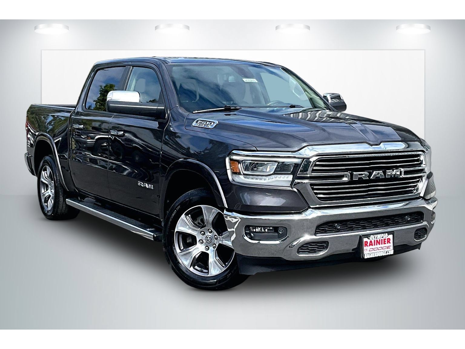 Used 2020 RAM 1500 Laramie AWD/4WD image 1