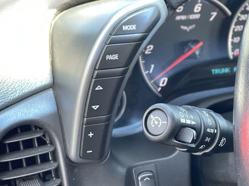 Used 2007 Chevrolet Corvette Convertible w/ Preferred Equipment Group RWD image 29