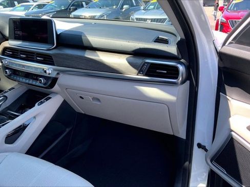 Used 2021 Kia Telluride EX w/ EX Premium Package FWD image 16