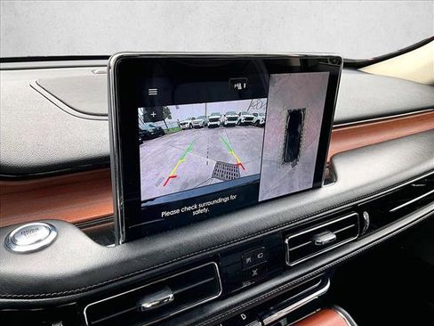 Used 2020 Lincoln Aviator Reserve w/ Equipment Group 201A image 23