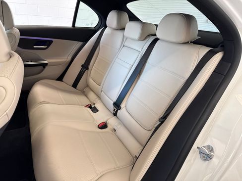 Used 2023 Mercedes-Benz C 300 4MATIC Sedan image 33