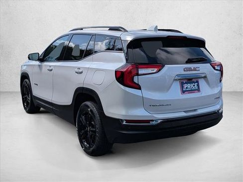 Used 2024 GMC Terrain AT4 AWD/4WD image 8