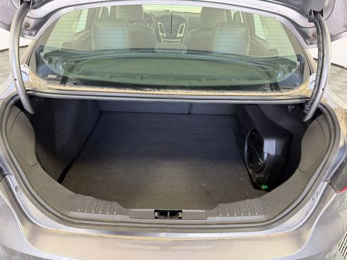 Used 2014 Ford Focus Titanium FWD image 32