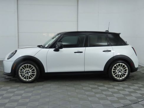 New 2026 MINI Cooper S image 8
