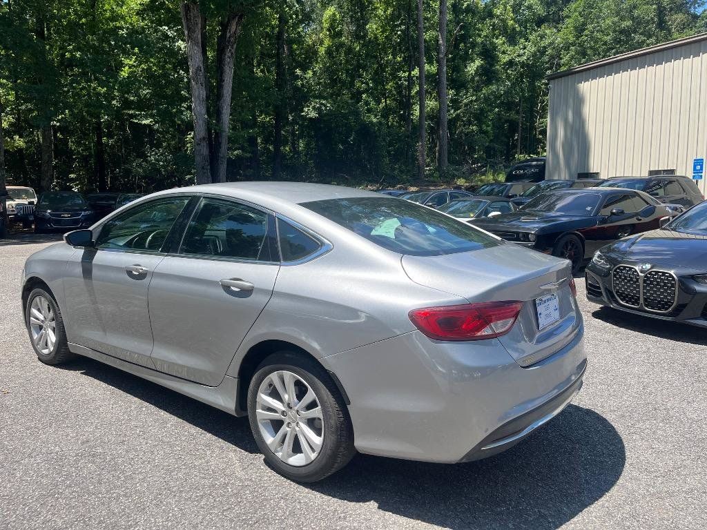 Used 2015 Chrysler 200 Limited FWD image 5