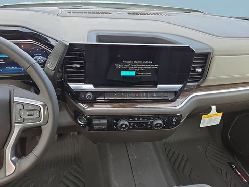 New 2026 Chevrolet Silverado 1500 LT image 15