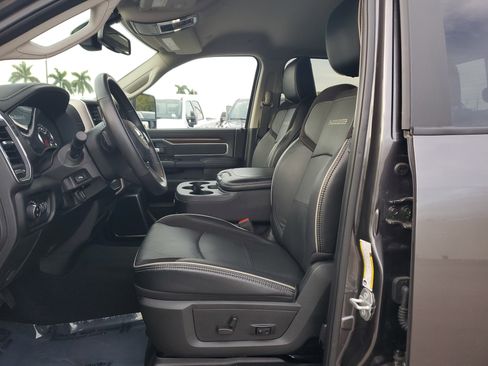 Used 2024 RAM 2500 Laramie image 12