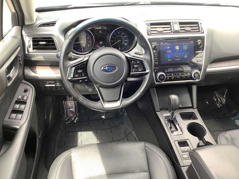 Used 2019 Subaru Outback 3.6R Limited AWD/4WD image 10