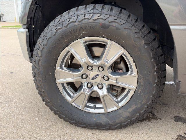 Used 2017 Ford F150 XLT w/ Equipment Group 302A Luxury AWD/4WD image 37