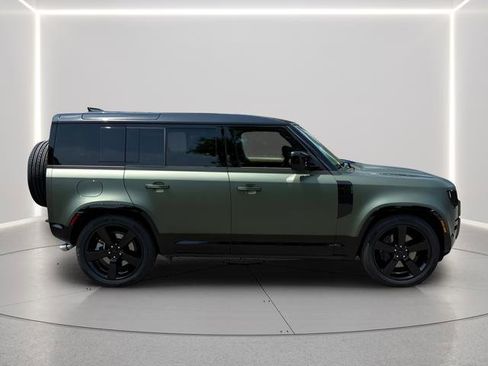 New 2026 Land Rover Defender 110 X-Dynamic SE AWD/4WD image 6