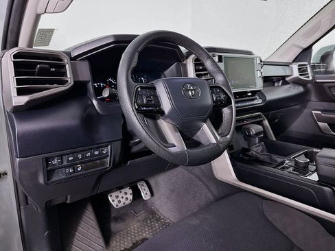 Used 2022 Toyota Tundra SR5 image 10
