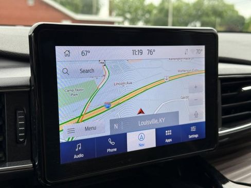 Used 2023 Ford Explorer Limited image 30