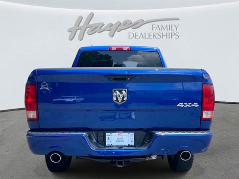Used 2018 RAM 1500 Express AWD/4WD image 4