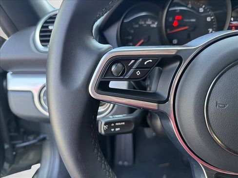 Used 2025 Porsche 718 Boxster RWD image 16