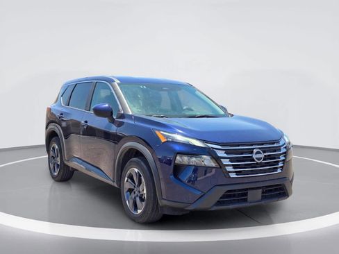 Used 2025 Nissan Rogue SV FWD image 8