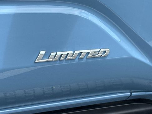 Used 2025 Toyota 4Runner Limited w/ Tow Technology Package AWD/4WD image 12