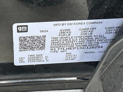 Used 2025 Chevrolet Trax LT w/ Driver Confidence Package FWD image 48