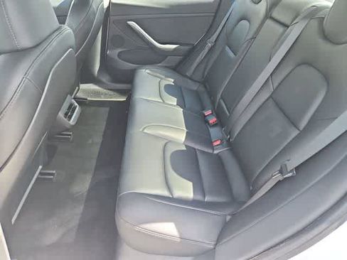 Used 2023 Tesla Model 3 Standard Range image 20