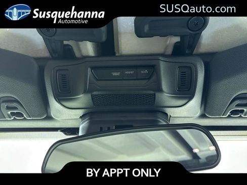 New 2025 Jeep Gladiator Sport image 26