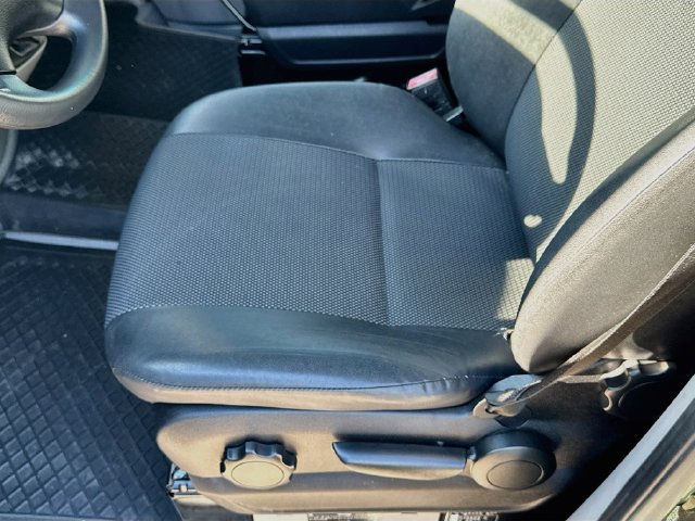 Used 2018 Mercedes-Benz Sprinter 2500 image 19