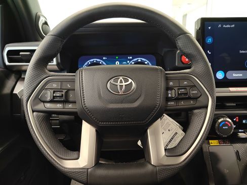 New 2026 Toyota 4Runner TRD Off-Road Premium w/ Tow Technology Package AWD/4WD image 23